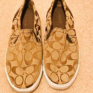 Coach slide on shoes women’s size 8